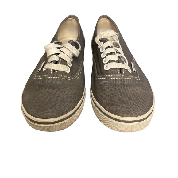 Authentic gray Lo Pro Vans  Shows size 5.5 M/7.5 W - Picture 2 of 8